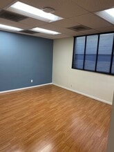 4520 Wilshire Blvd, Los Angeles, CA à louer Photo intérieure– Image 2 sur 15