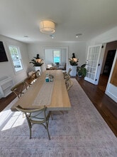88 W Montauk Hwy, Hampton Bays, NY à louer Photo intérieure– Image 1 sur 4