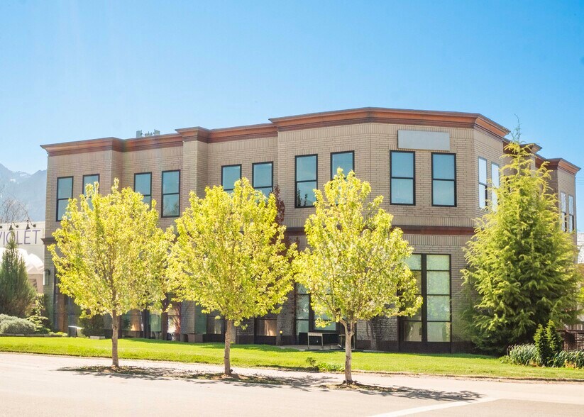 1586 E Stratford Ave, Salt Lake City, UT à louer - Photo de l’immeuble – Image 3 sur 4