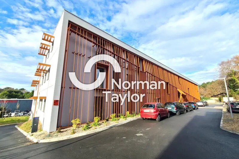 Bureau dans Biarritz à vendre Photo de l’immeuble– Image 1 sur 14