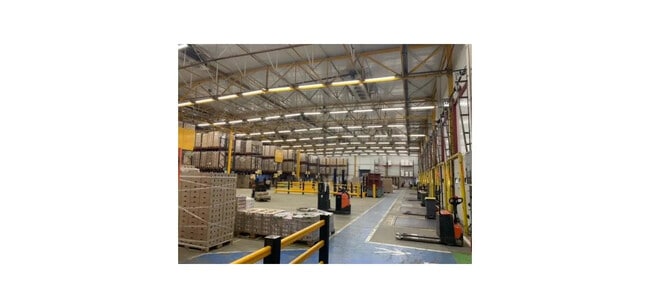 Plus de détails pour Bureau, Industriel/Logistique à louer