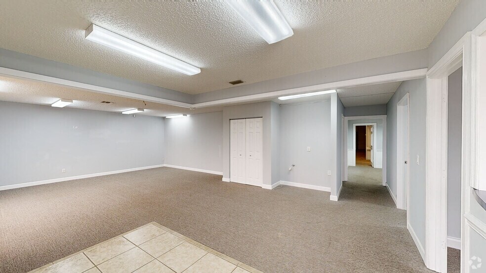 672 Old Dixie Hwy, Vero Beach, FL à louer - Numérisation 3D Matterport – Image 2 sur 12