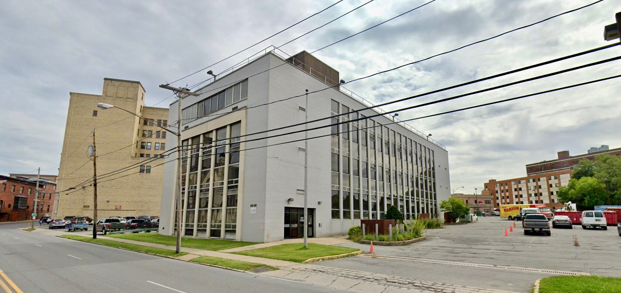 315-317 Court St, Utica, NY à louer Photo de l’immeuble– Image 1 sur 1