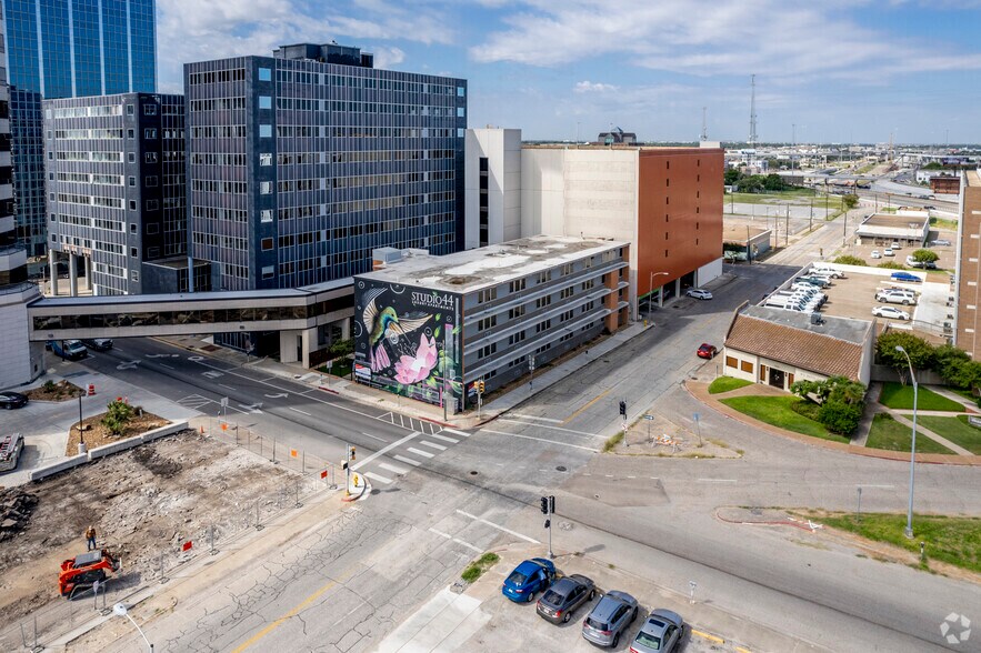 817 N Carancahua St, Corpus Christi, TX à vendre - Aérien – Image 2 sur 17