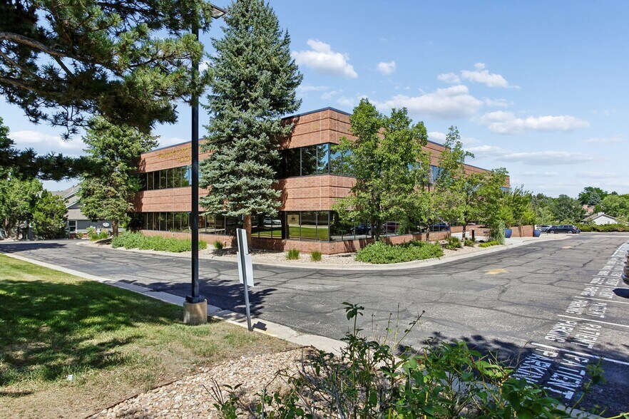 8120 S Holly St, Centennial, CO à vendre - Photo de l’immeuble – Image 2 sur 21