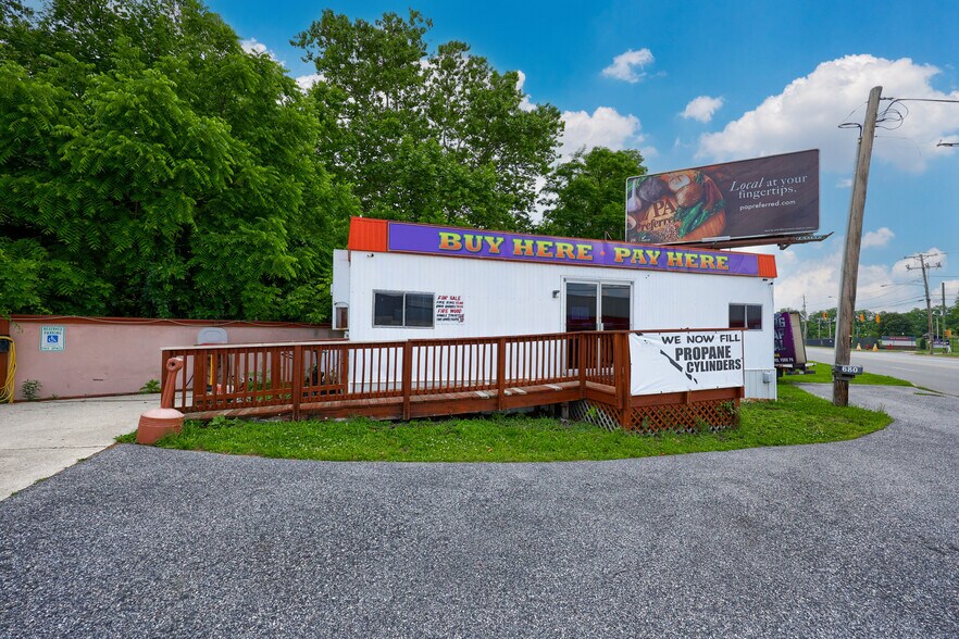 678 S Richland Ave, York, PA à vendre - Photo de l’immeuble – Image 1 sur 23
