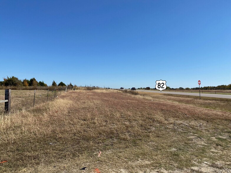 153 Raccoon Dr, Sherman, TX à vendre - Photo de l’immeuble – Image 3 sur 9