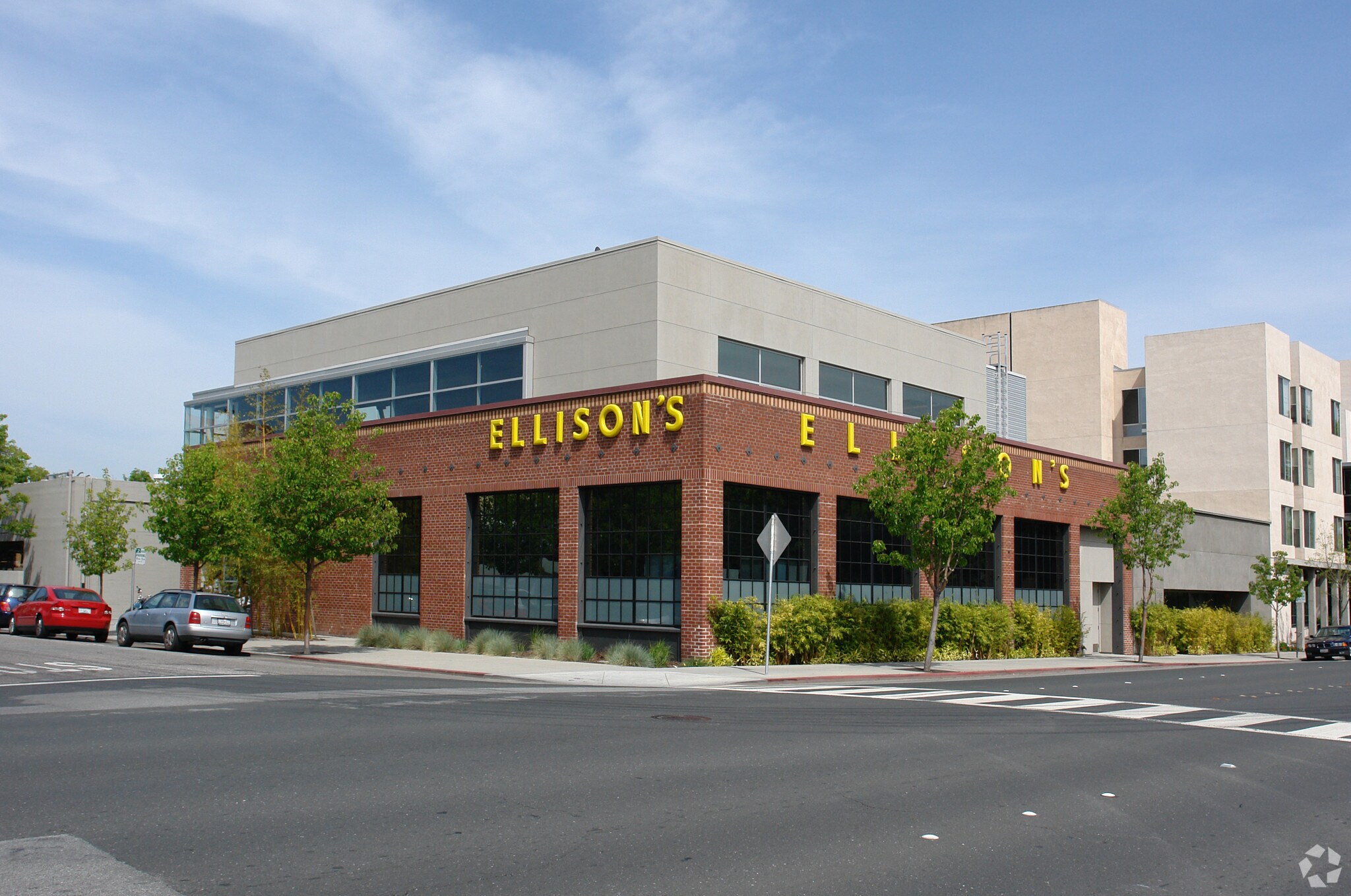 100 Forest Ave, Palo Alto, CA à louer Photo principale– Image 1 sur 3