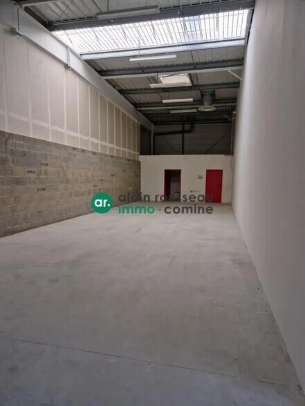 Local commercial dans Cholet à louer - Photo de l’immeuble – Image 3 sur 5