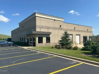 Plus de détails pour W126N8652 Westbrook Xing, Menomonee Falls, WI - Industriel/Logistique à vendre