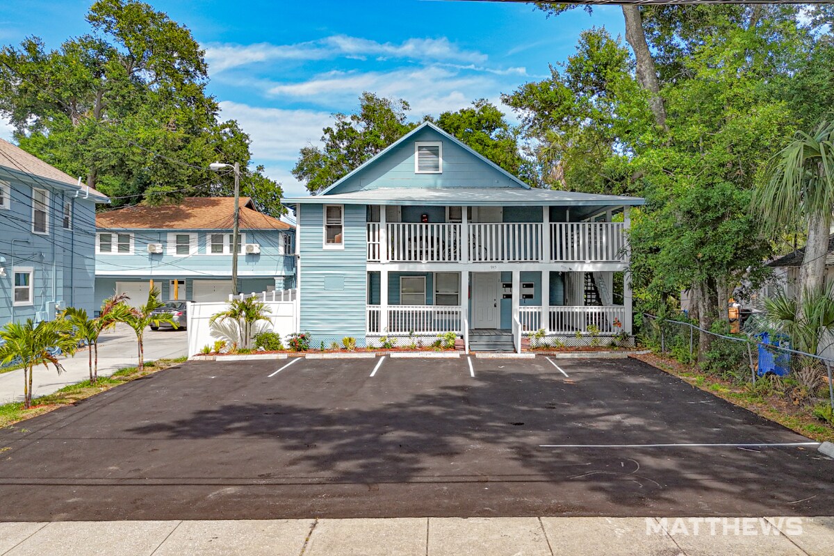 945 Crescent Lake Dr N, Saint Petersburg, FL à vendre Photo de l’immeuble– Image 1 sur 18