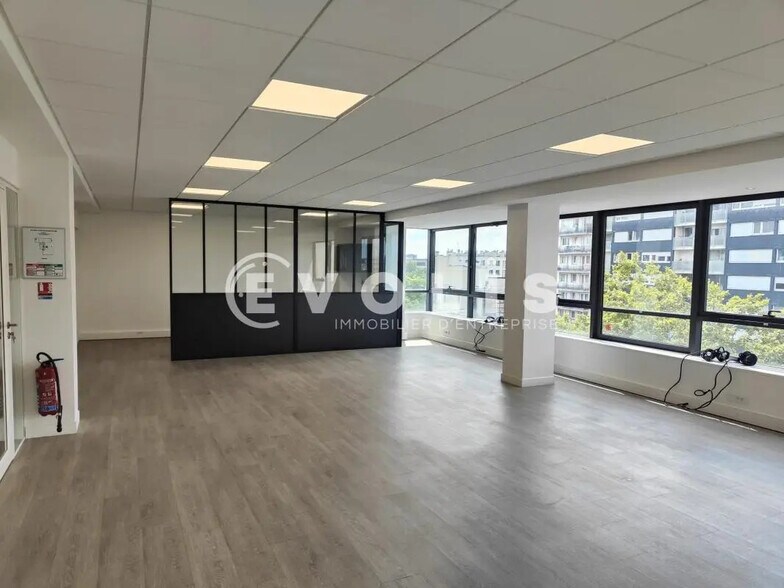 91-99 Avenue Aristide Briand, Montrouge à louer - Photo de l’immeuble – Image 2 sur 15