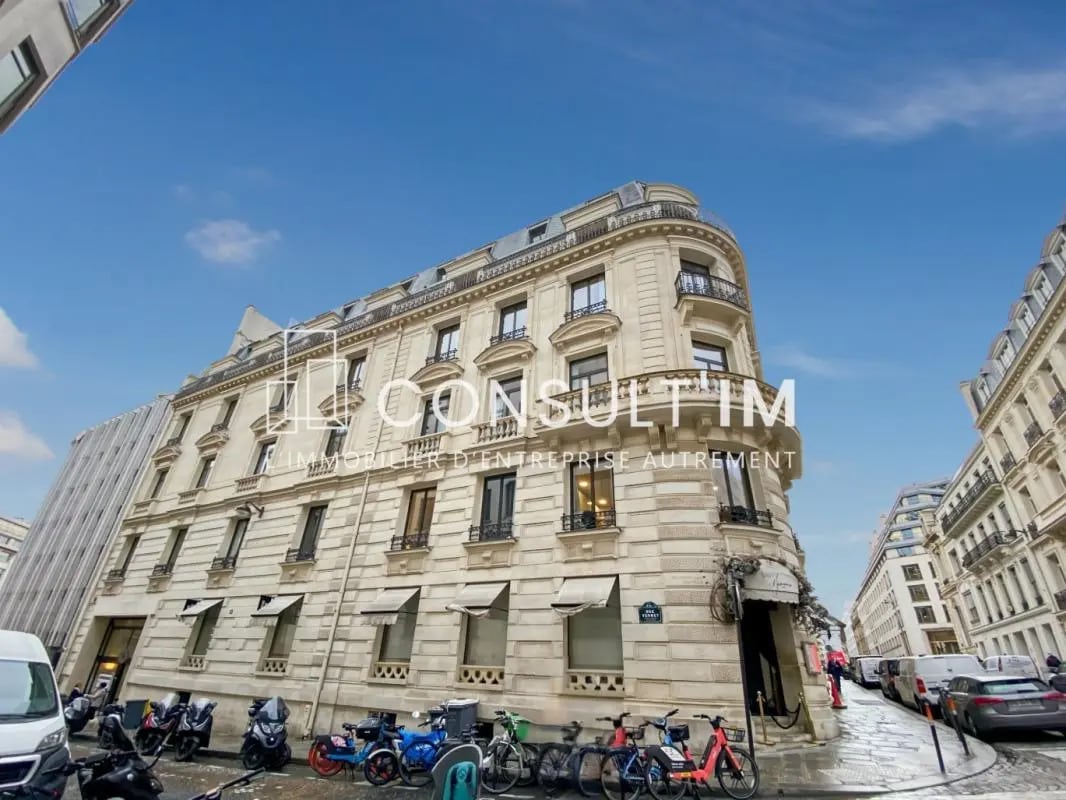 Rue Vernet, Paris à louer Photo de l’immeuble– Image 1 sur 9