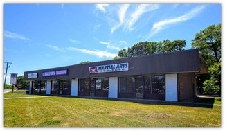 Plus de détails pour 164 Margin Dr W, Shirley, NY - Local commercial à vendre