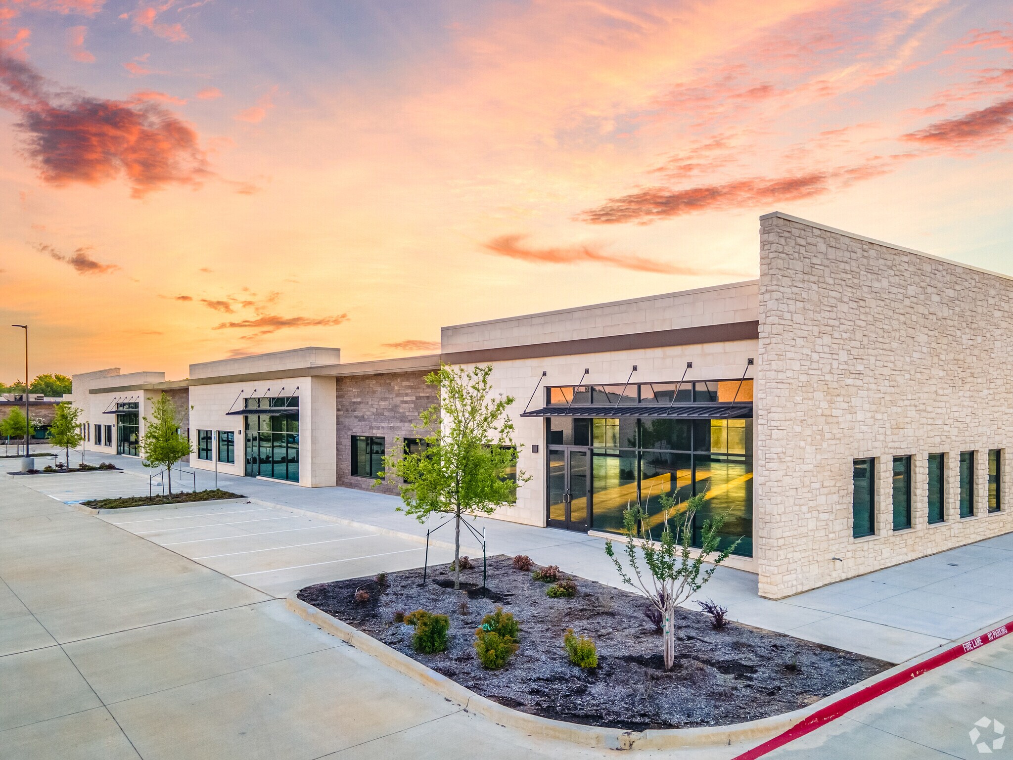 435 S Kimball Ave, Southlake, TX à vendre Photo de l’immeuble– Image 1 sur 16