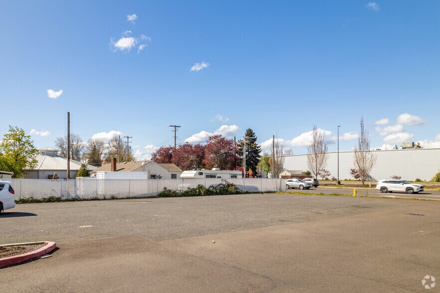 S Santiam Highway & Airport Road, Lebanon, OR à vendre - Photo de l’immeuble – Image 3 sur 7
