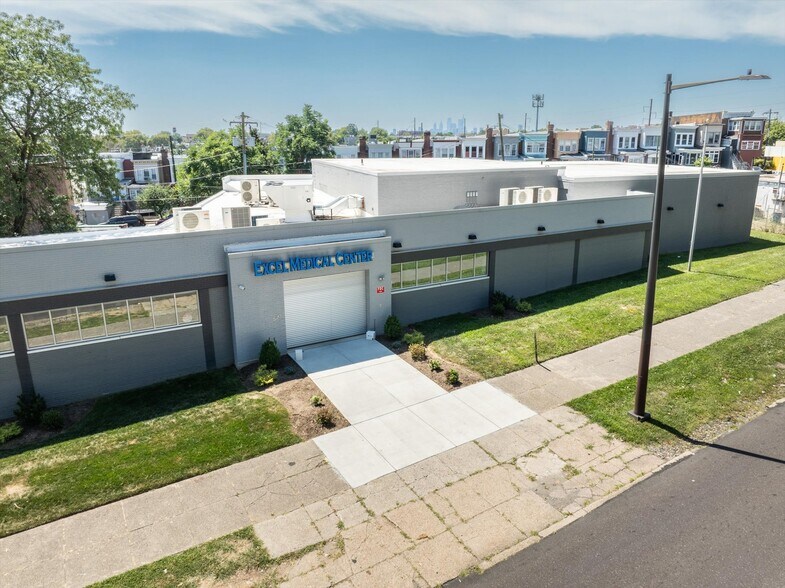 520 W Roosevelt Blvd, Philadelphia, PA à vendre - Photo de l’immeuble – Image 2 sur 64