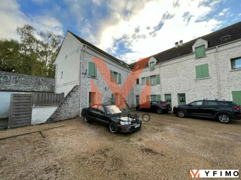 Local d'activités dans Soindres à vendre - Photo de l’immeuble – Image 3 sur 8