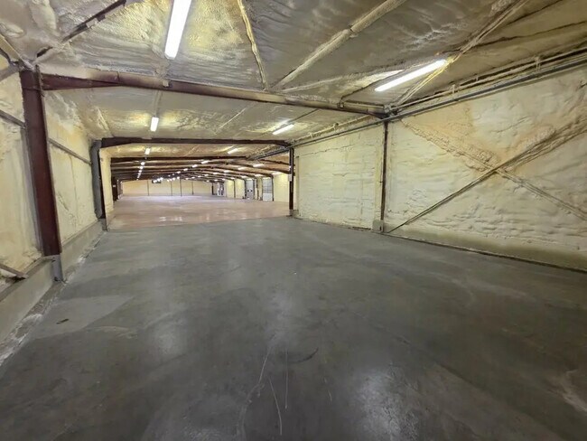 Plus de détails pour Industriel/Logistique à louer