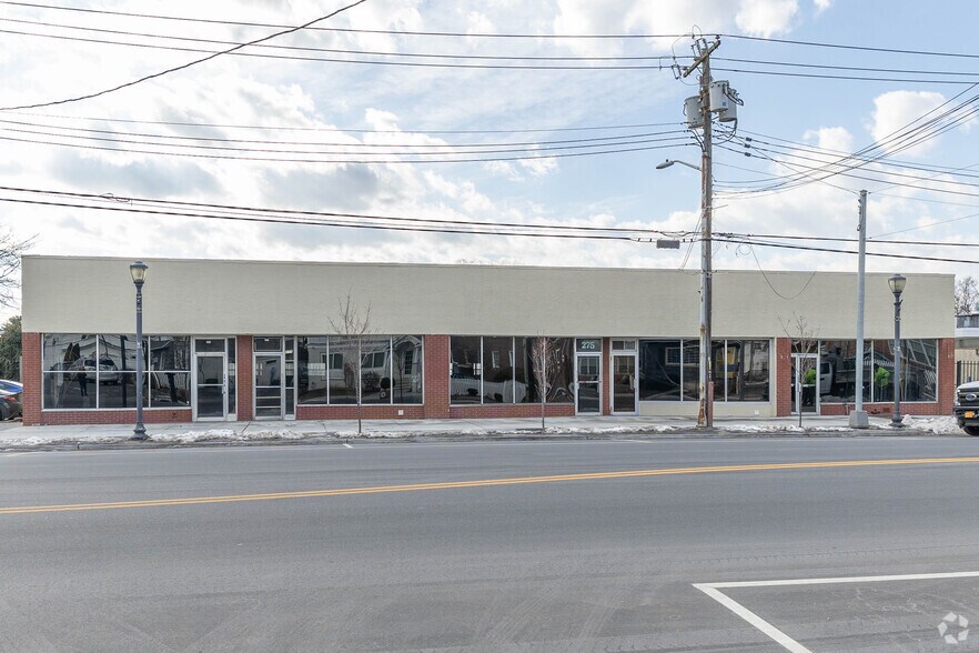 271-279 S Wellwood Ave, Lindenhurst, NY à vendre - Photo de l’immeuble – Image 3 sur 6