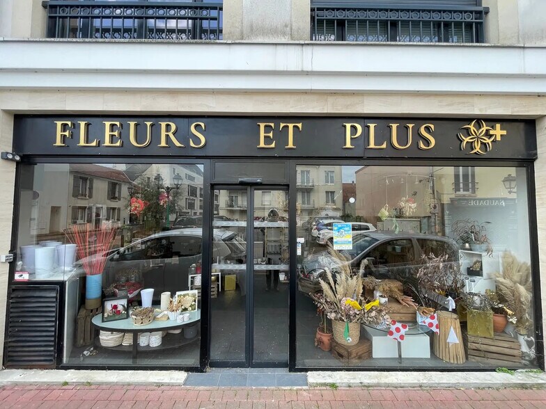 38 Rue Du Général Leclerc, Montesson à louer - Photo de l’immeuble – Image 2 sur 6