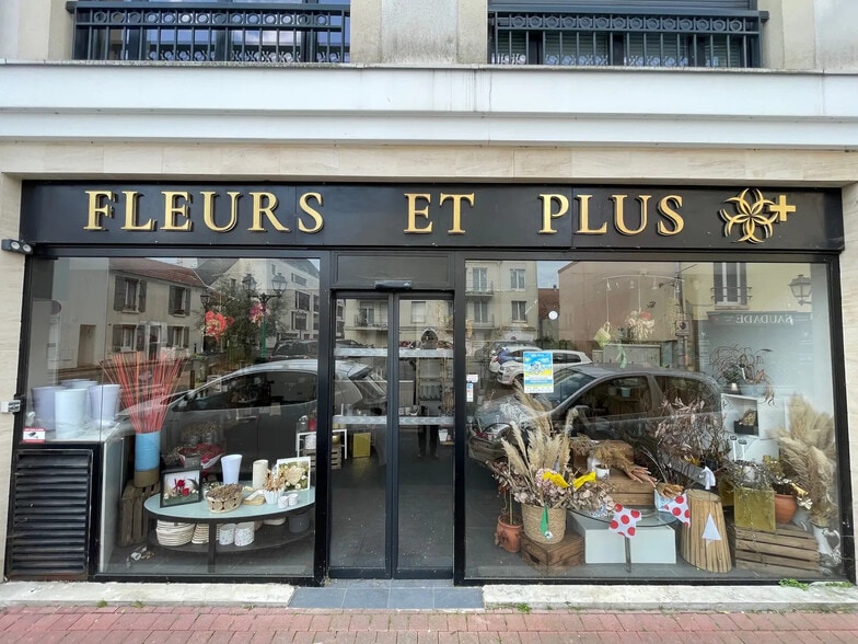 38 Rue Du Général Leclerc, Montesson à louer - Photo de l’immeuble – Image 2 sur 6