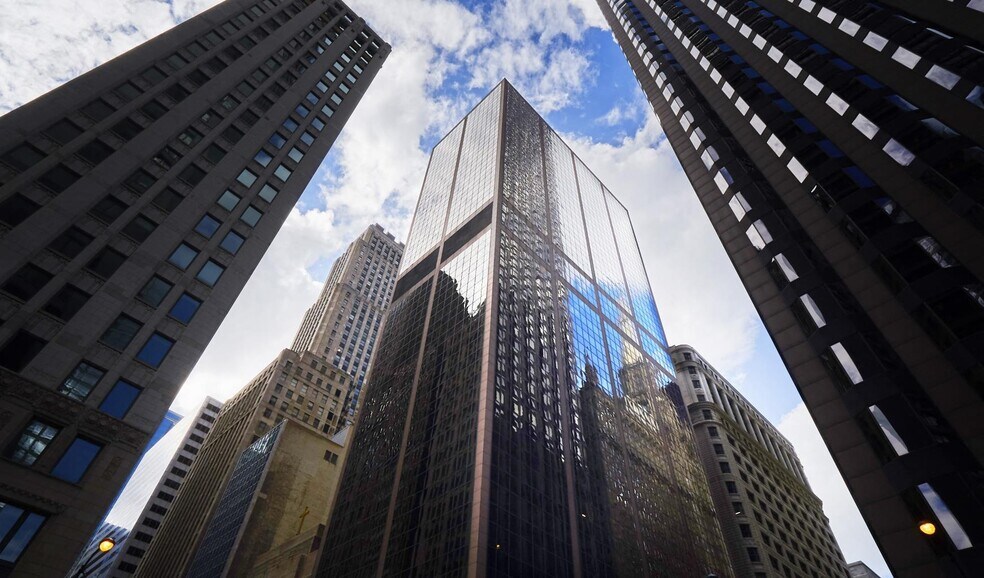 20 N Clark St, Chicago, IL à louer - Photo de l’immeuble – Image 2 sur 13