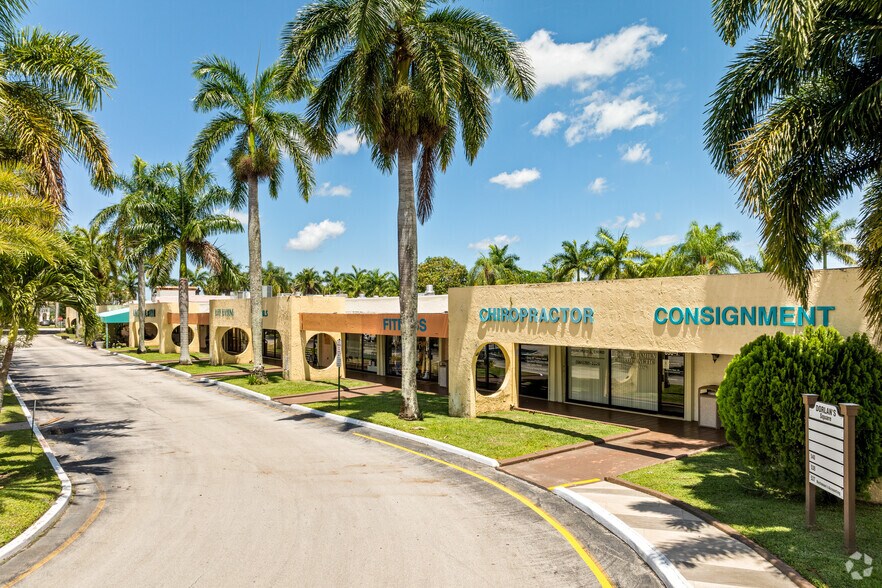 650 Royal Palm Beach Blvd, Royal Palm Beach, FL à louer - Photo de l’immeuble – Image 3 sur 13