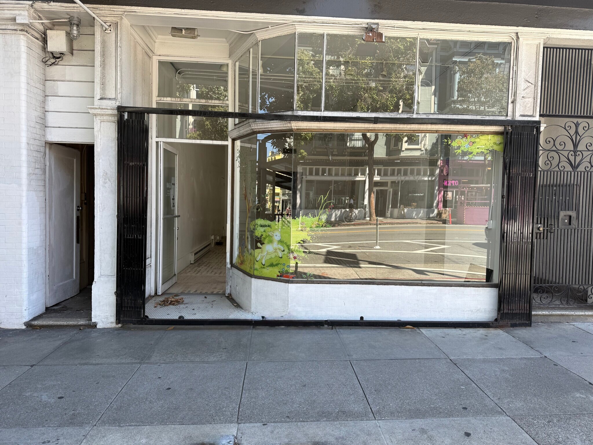 911 Valencia St, San Francisco, CA à louer Photo principale– Image 1 sur 21