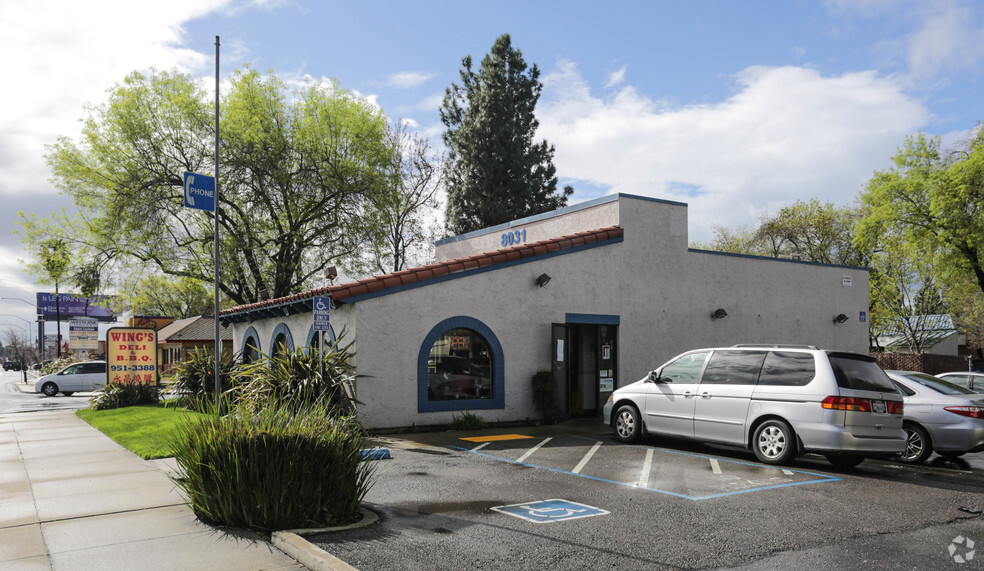 8031 West Ln, Stockton, CA à vendre - Photo principale – Image 1 sur 3