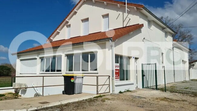 Plus de détails pour Local commercial à louer