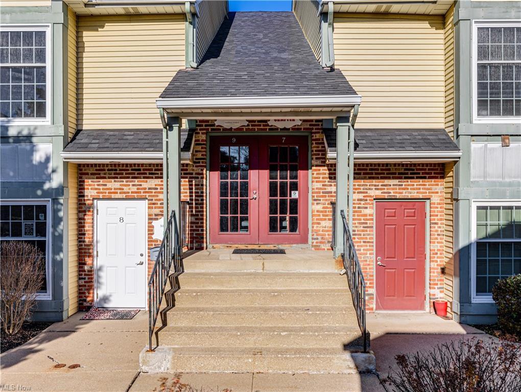 4466 Darrow Rd, Stow, OH à vendre Photo principale– Image 1 sur 13