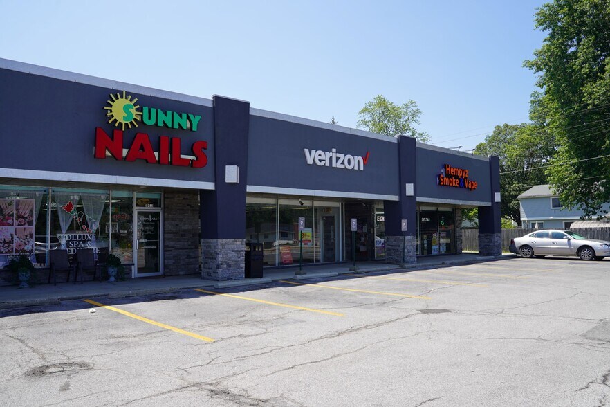 5950-5960 Stellhorn Rd, Fort Wayne, IN à louer - Photo de l’immeuble – Image 2 sur 3