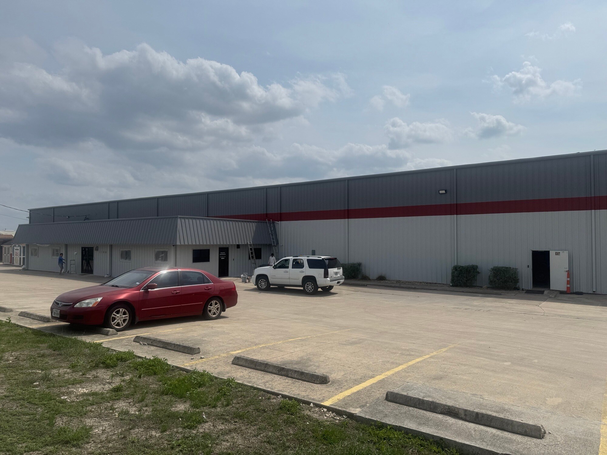 1300 Goforth Rd, Kyle, TX à louer Photo principale– Image 1 sur 8