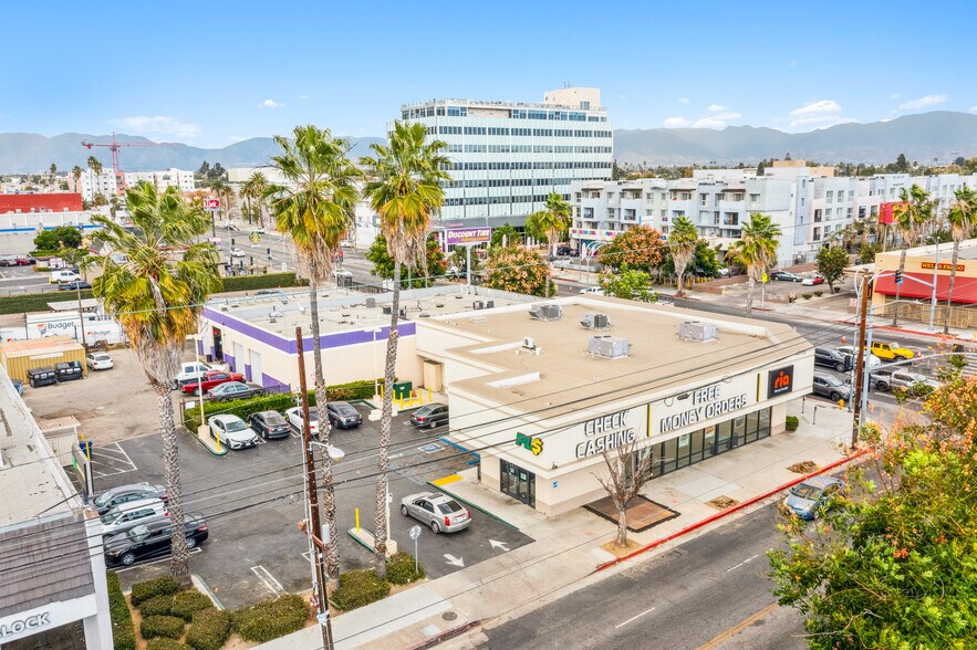 6801 Van Nuys Blvd, Van Nuys, CA à vendre - Photo de l’immeuble – Image 2 sur 4