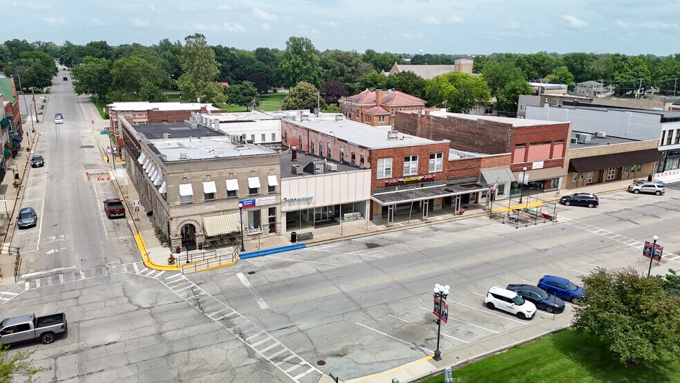 600 Broadway St, Lincoln, IL à vendre - Photo de l’immeuble – Image 3 sur 11