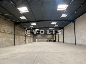 12 Avenue Arago, Morangis à louer Photo de l’immeuble– Image 2 sur 7