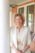 Leslie Brown