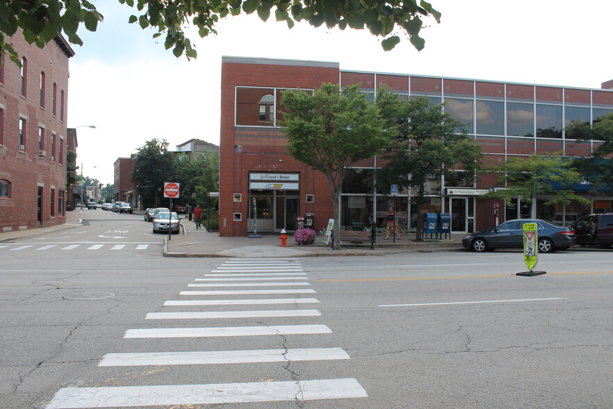 39-51 N Main St, Concord, NH à louer - Photo de l’immeuble – Image 3 sur 3