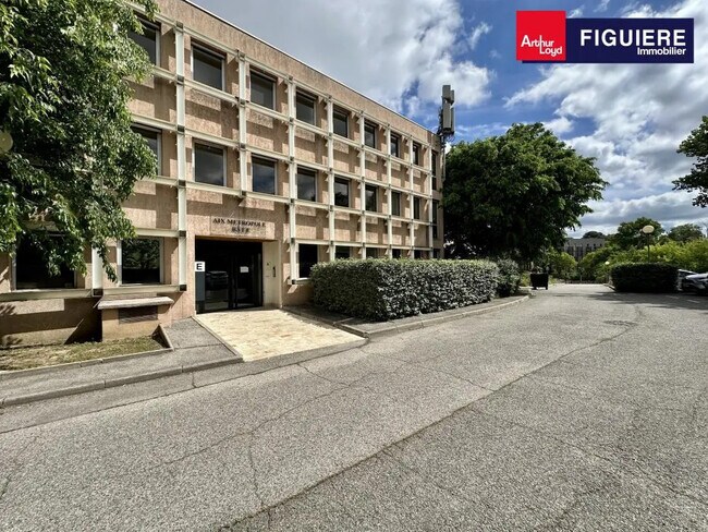 Plus de détails pour 30 Avenue Henri Malacrida, Aix-en-Provence - Bureau à louer
