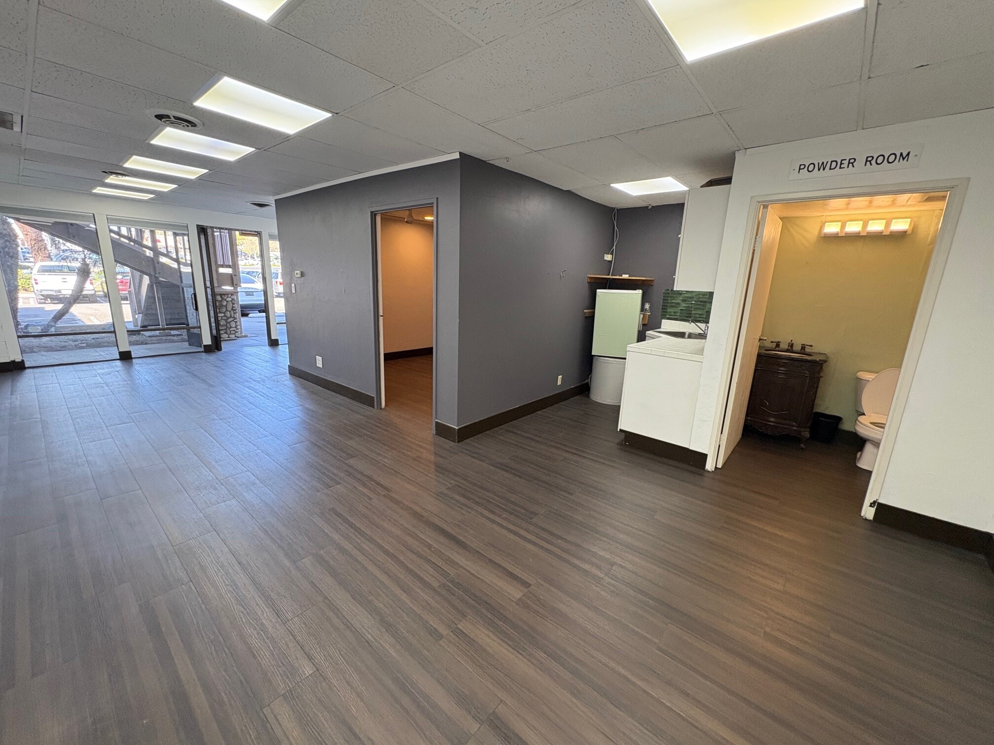 12759 Poway Rd, Poway, CA à louer Photo intérieure– Image 1 sur 4