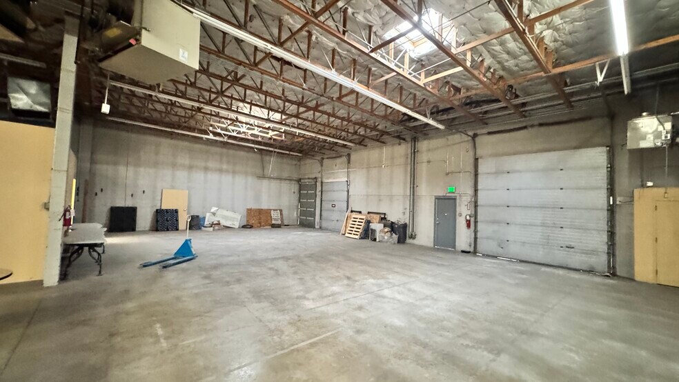 1635 S Redwood Rd, Salt Lake City, UT à louer - Photo de l’immeuble – Image 3 sur 18