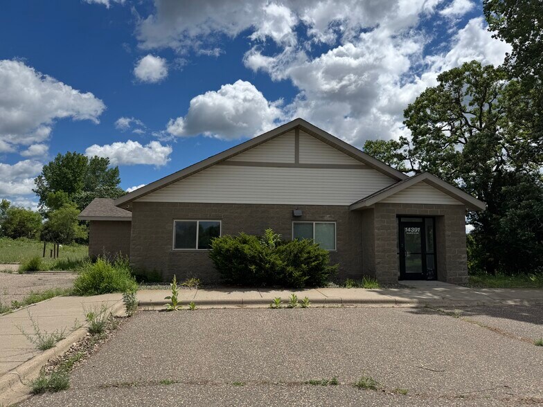 14391 Azurite St NW, Ramsey, MN à vendre - Photo de l’immeuble – Image 3 sur 9