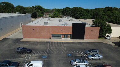 500-600 SE Washington Blvd, Bartlesville, OK à louer Photo de l’immeuble– Image 1 sur 7