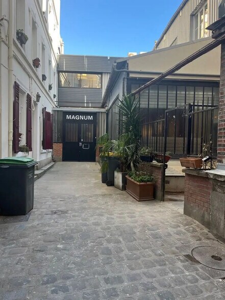 Local commercial dans Paris à louer - Photo de l’immeuble – Image 2 sur 7