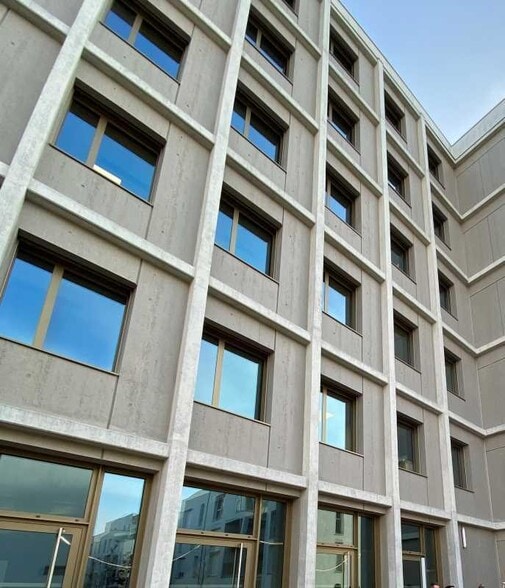 Local commercial dans Villeurbanne à louer - Photo de l’immeuble – Image 3 sur 18