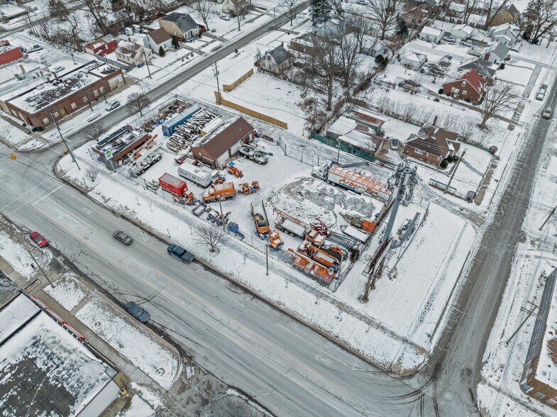 17726 E Warren Ave, Detroit, MI à vendre - Photo de l’immeuble – Image 3 sur 7
