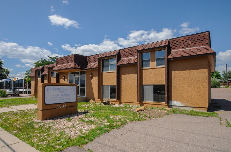 3608 E Galley Rd, Colorado Springs, CO à louer - Photo de l’immeuble – Image 2 sur 15