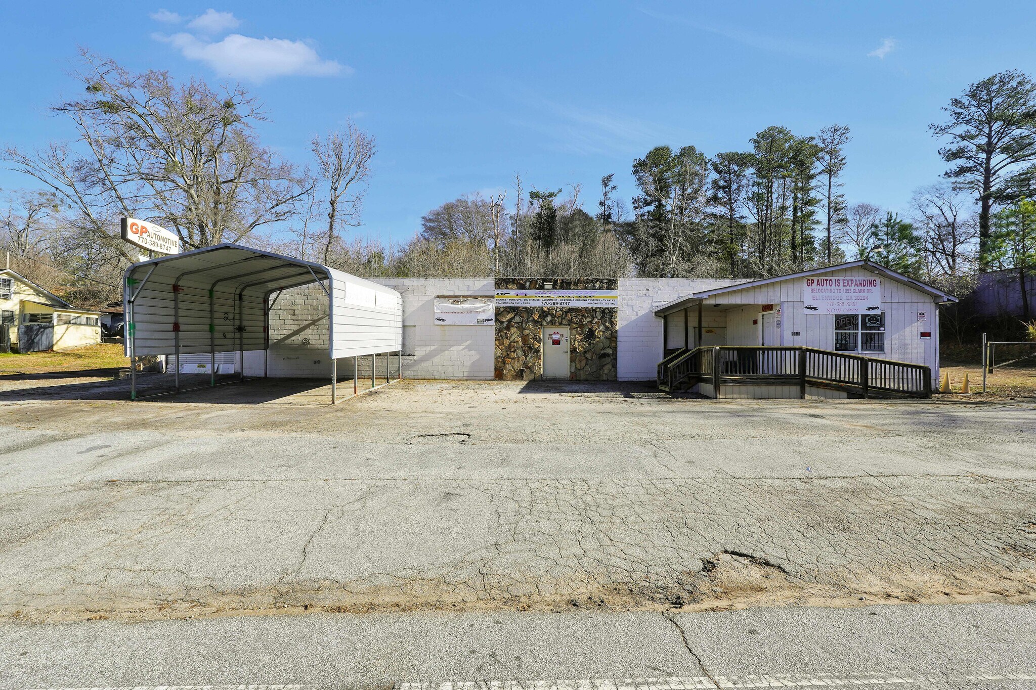 5948 Homestead Rd, Rex, GA à vendre Photo principale– Image 1 sur 16