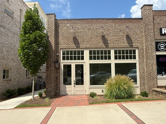 9236 Main St, Woodstock, GA à louer Photo de l’immeuble– Image 1 sur 10